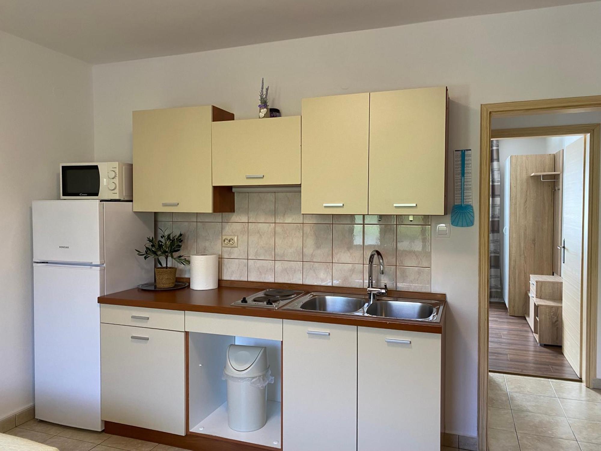 Apartments Anna III Baska  Ngoại thất bức ảnh