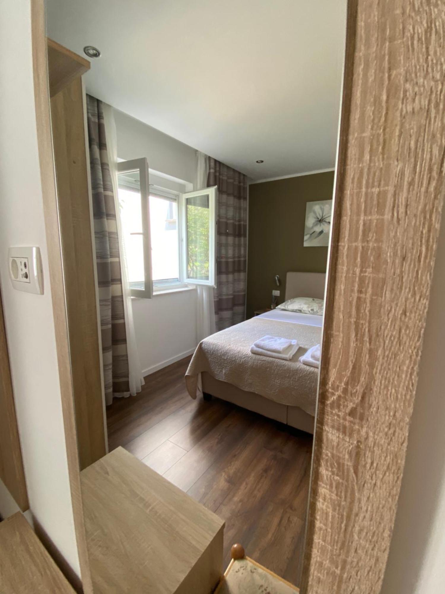 Apartments Anna III Baska  Ngoại thất bức ảnh